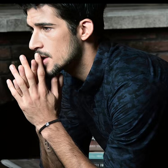 🌹Handmade Initial R Letter Ladies Men Black Rope Adjustable Hand Rope Bracelet - Picture 3 of 4